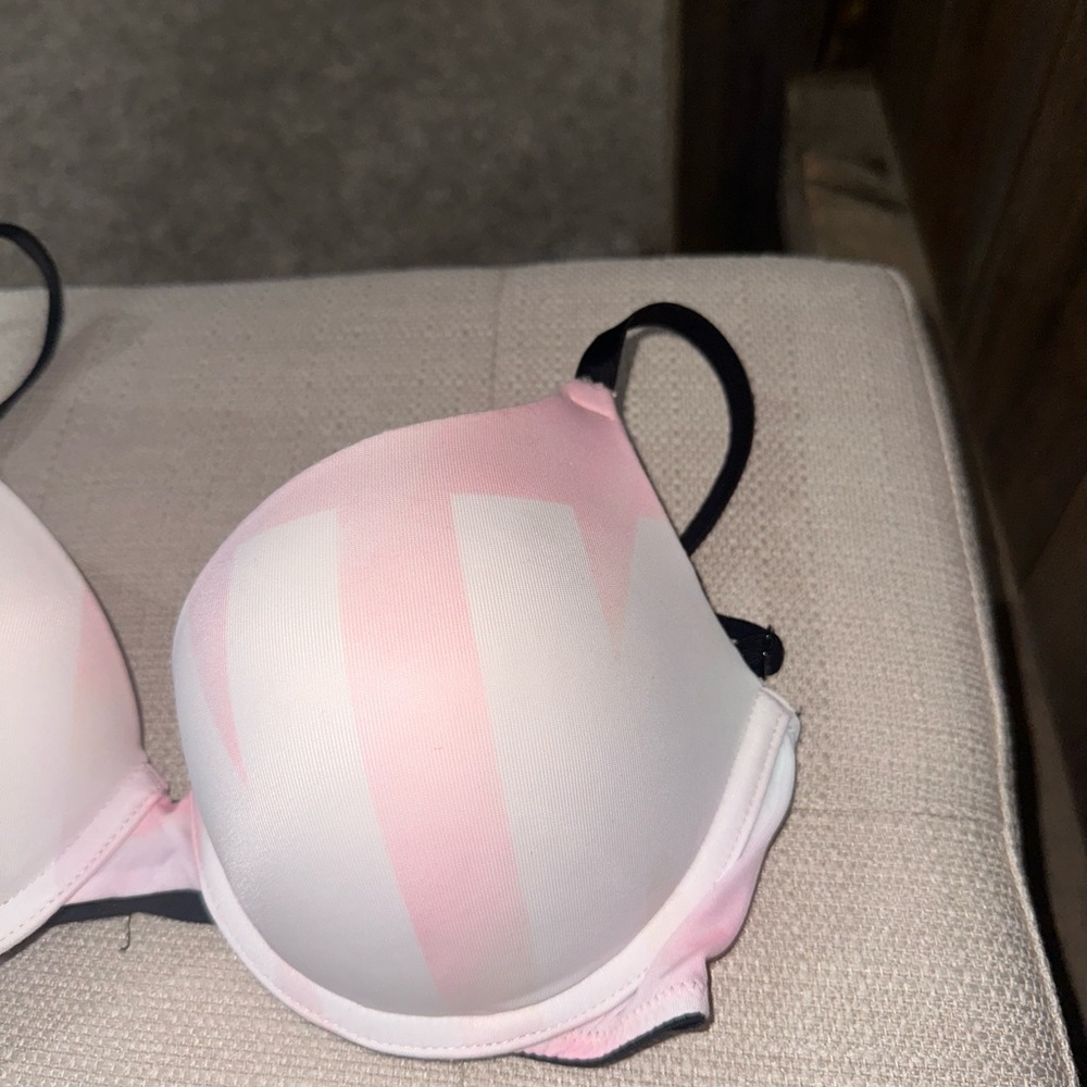 PINK Wear Everywhere Push-Up Bra (Pack of 3) - Picture 8 of 10